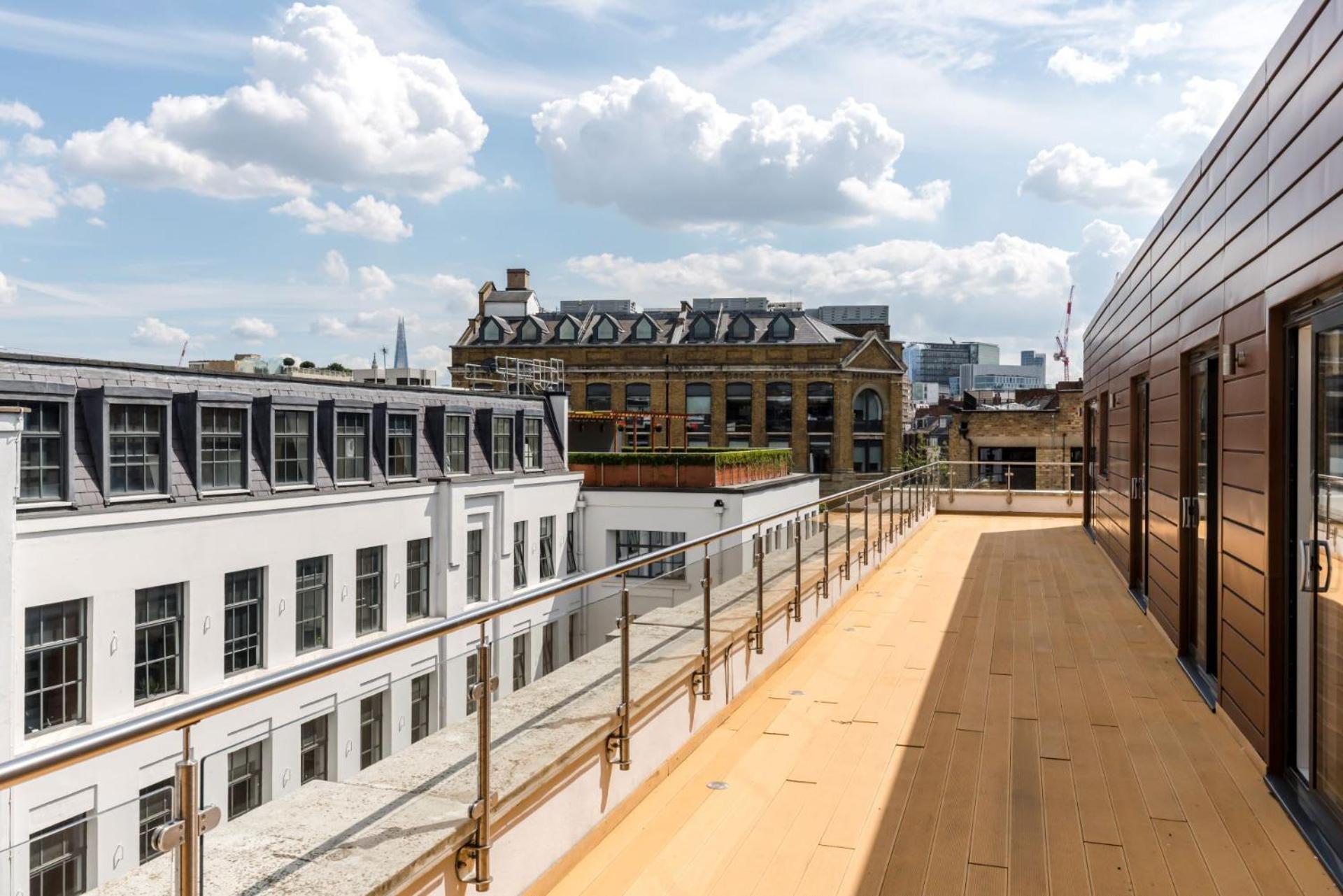 The Roof Is On "Fire" - Farringdon - By Frankie Says Apartment London Exterior photo